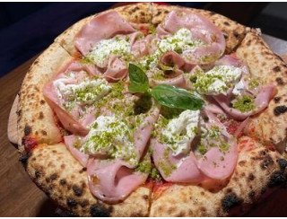 Так себе пицца лого