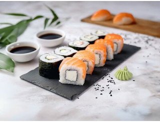 Макароллыч лого