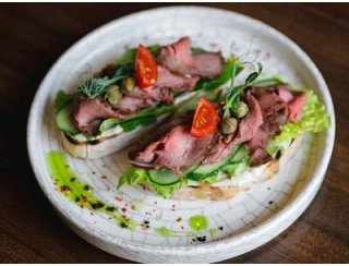 Dosage Wine & Kitchen лого