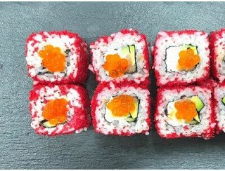 Rollynomerodin лого