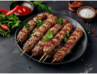 У Самвела лого