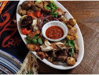 Миван дом кавказской кухни лого