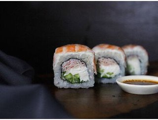 УРАЛЬСКИЕ СУШИ лого