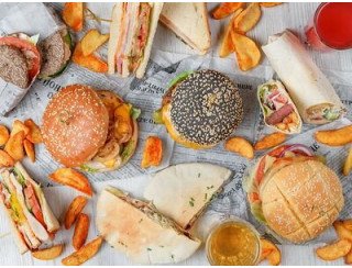 Sandwich Club лого