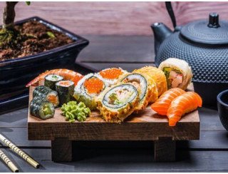 Суши и роллы лого