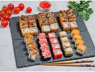 TOTO ROLLS лого