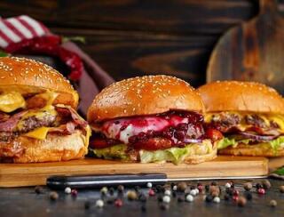 Escobar Burgers Tako & Burrito Premium лого