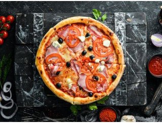 Capri Pizza лого