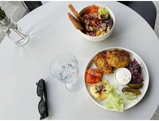 Camon Cafe лого