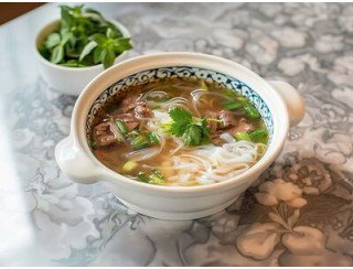 A pho вьетнамская кухня лого