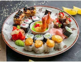 Кинг Конг пицца и Мистер Чанг лого