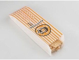 Giraffe First and Forever лого