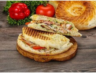 Шаурма Ориён лого