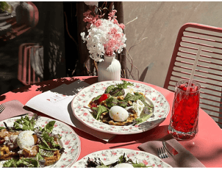 Pink Кафе лого