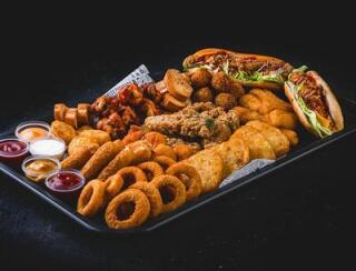 Шалёны Кныр лого