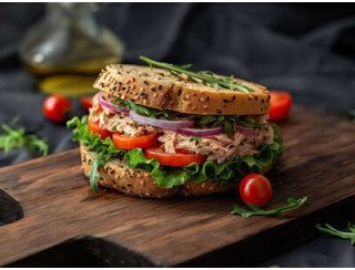 Apasrtyhouse лого