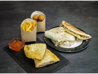 GG Capuchino Семейная кофейня лого