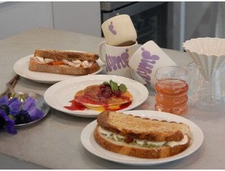 Plump coffee лого